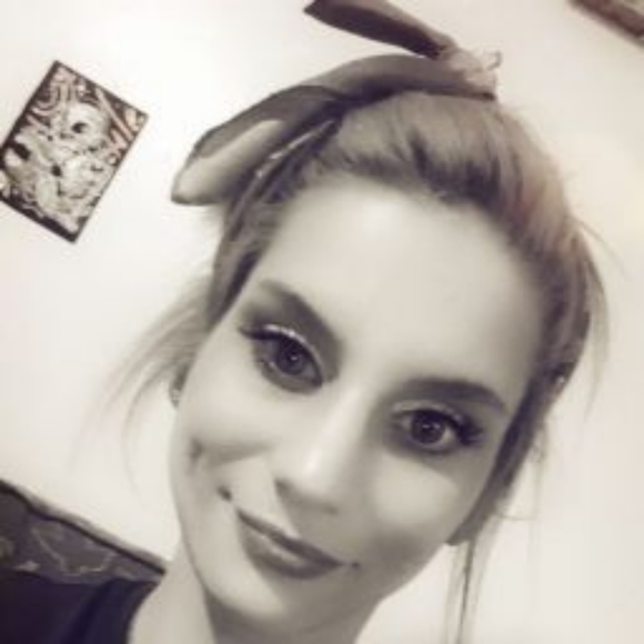 Meet your Posher, Lainey - Picture 10 of 16